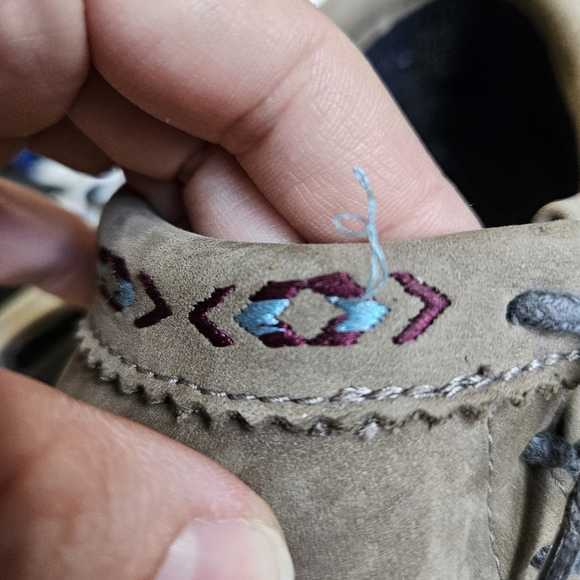 Teva Moki embroidered nubuck mocassins brown size 8 - Picture 10 of 10
